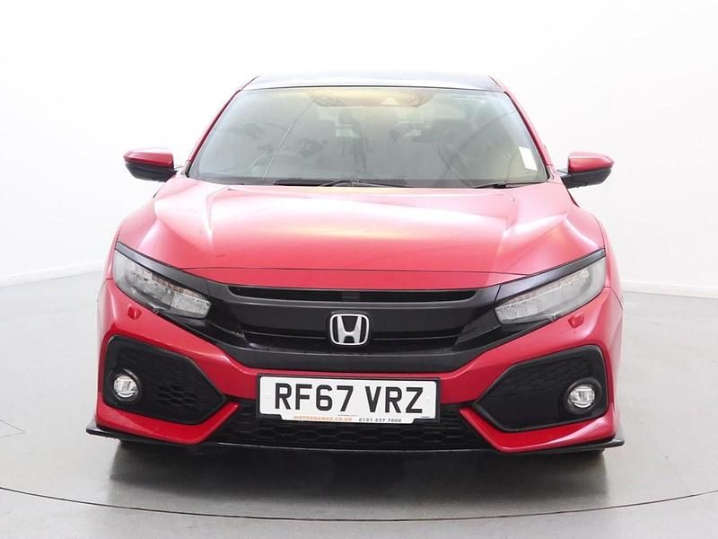 Used Honda Civic Sport Plus 182 HP (133 kW) 2017 Red Hatchback