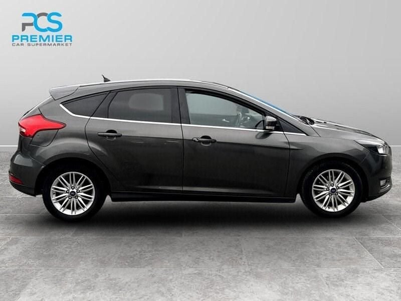 Used Ford Focus Zetec 2017 Grey Hatchback