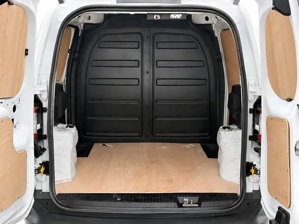 Used Ford Transit Courier Trend 75 HP (55 kW) 2023 White Van