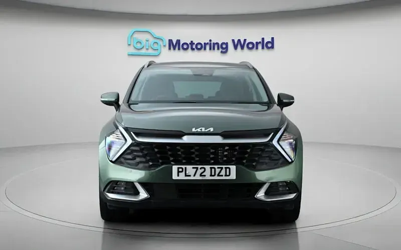 Used Kia Sportage 265 HP (194 kW) 2023 Green SUV
