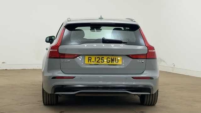 Usado Volvo V60 Plus 345 CV (253 kW) 2025 Familiar