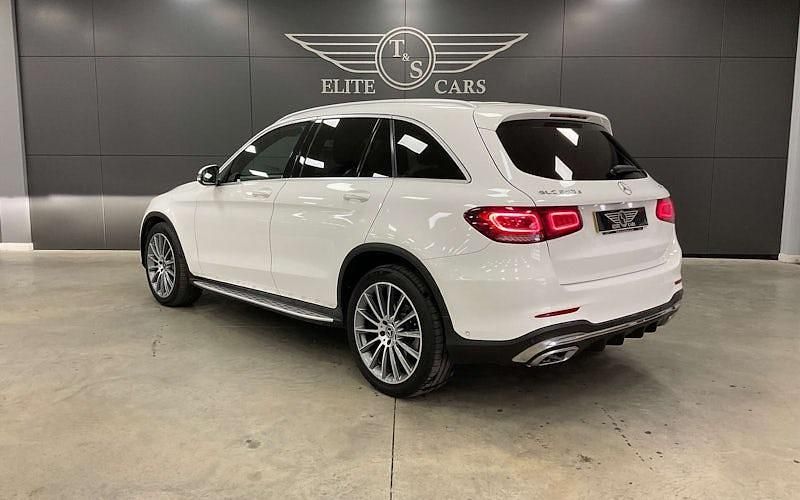 Used Mercedes GLC220 AMG Line Premium 194 HP (142 kW) 2022 Estate