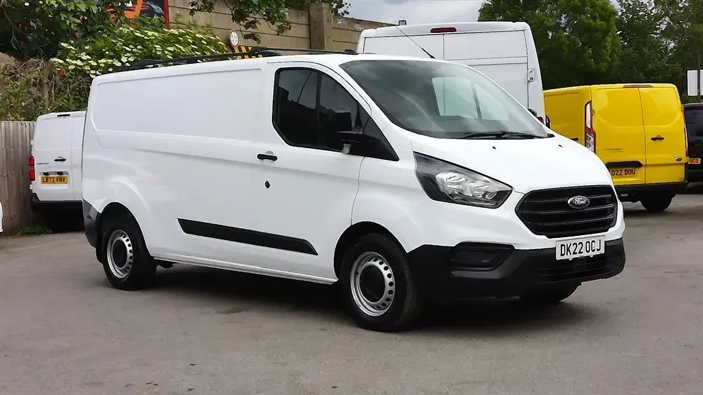 Used Ford Transit Custom 130 HP (95 kW) 2022 White Van