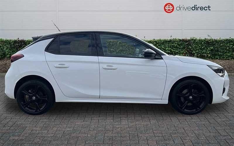 Used Vauxhall Corsa S 101 HP (74 kW) 2023 White Hatchback
