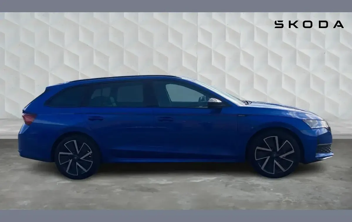 Usado Skoda Octavia SportLine 147 CV (108 kW) 2026 Azul Familiar