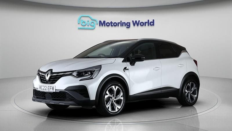Used Renault Captur RS Line 141 HP (103 kW) 2022 White/black SUV