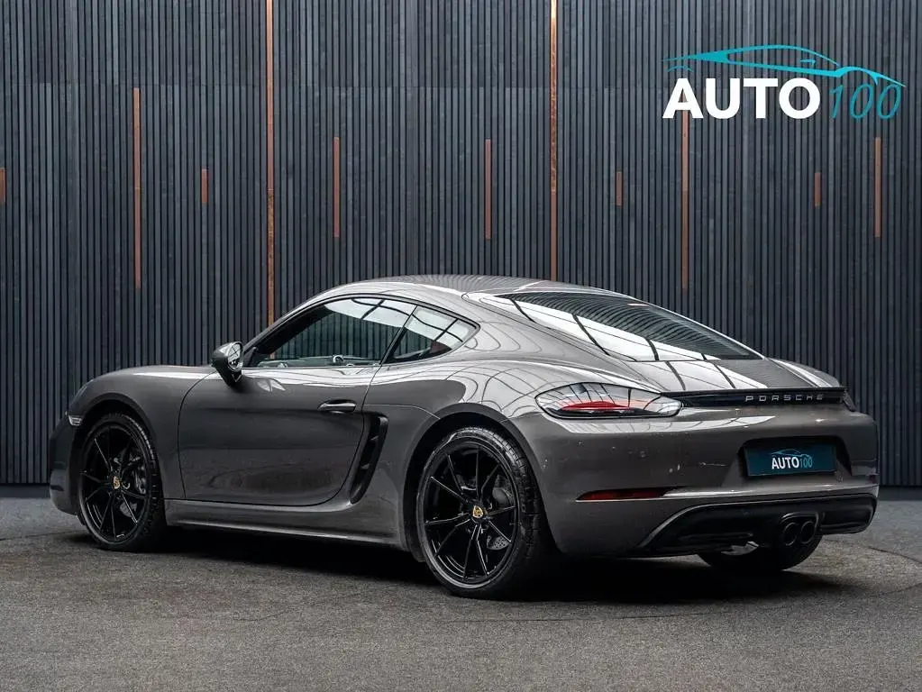 Used Porsche 718 Cayman 300 HP (220 kW) 2018 Grey Coupe