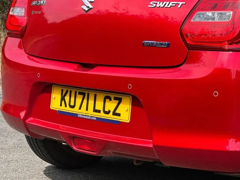 Used Suzuki Swift SZ5 83 HP (61 kW) 2021 Red Hatchback