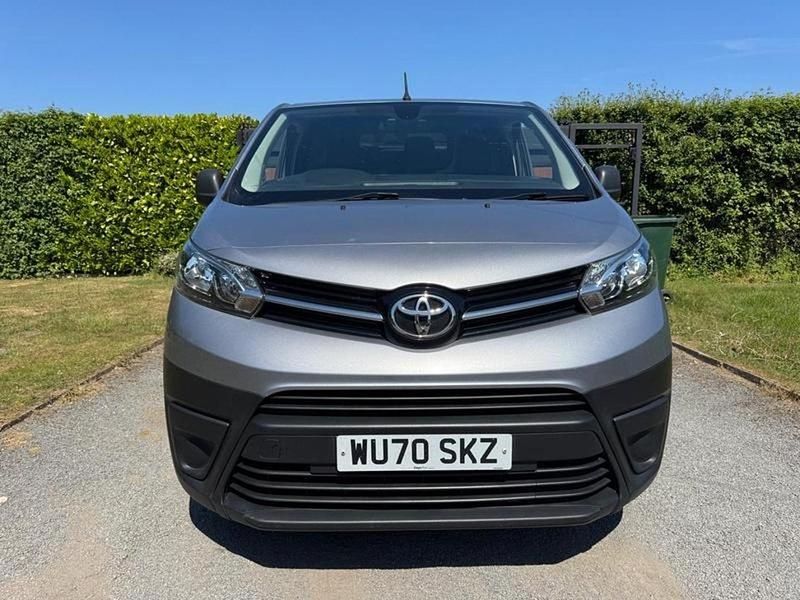 Used Toyota Proace 120 HP (88 kW) 2020 Grey MPV