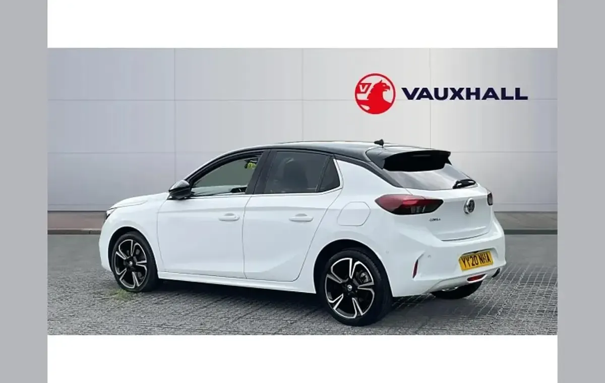 Używany Vauxhall Corsa Elite 102 KM (75 kW) 2019 Biały Hatchback