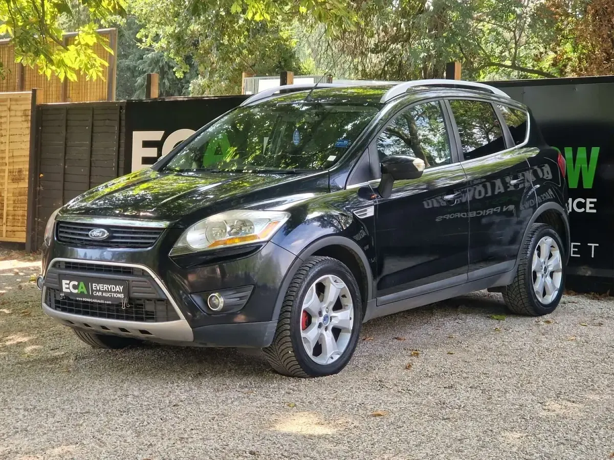 Used Ford Kuga Zetec 136 HP (100 kW) 2010 Black SUV