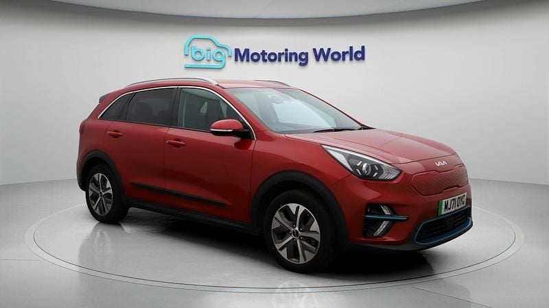 Used 2021 Kia e-Niro SUV | £14,400 - Image 1/4