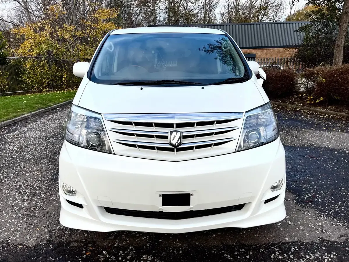 Used Toyota Alphard Edition 159 HP (116 kW) 2008 Pearl white MPV