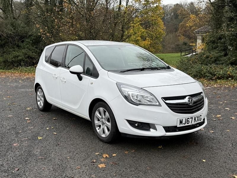 White Used 2017 Vauxhall Meriva MPV | £5,547 (Fair price) - Image 1/4