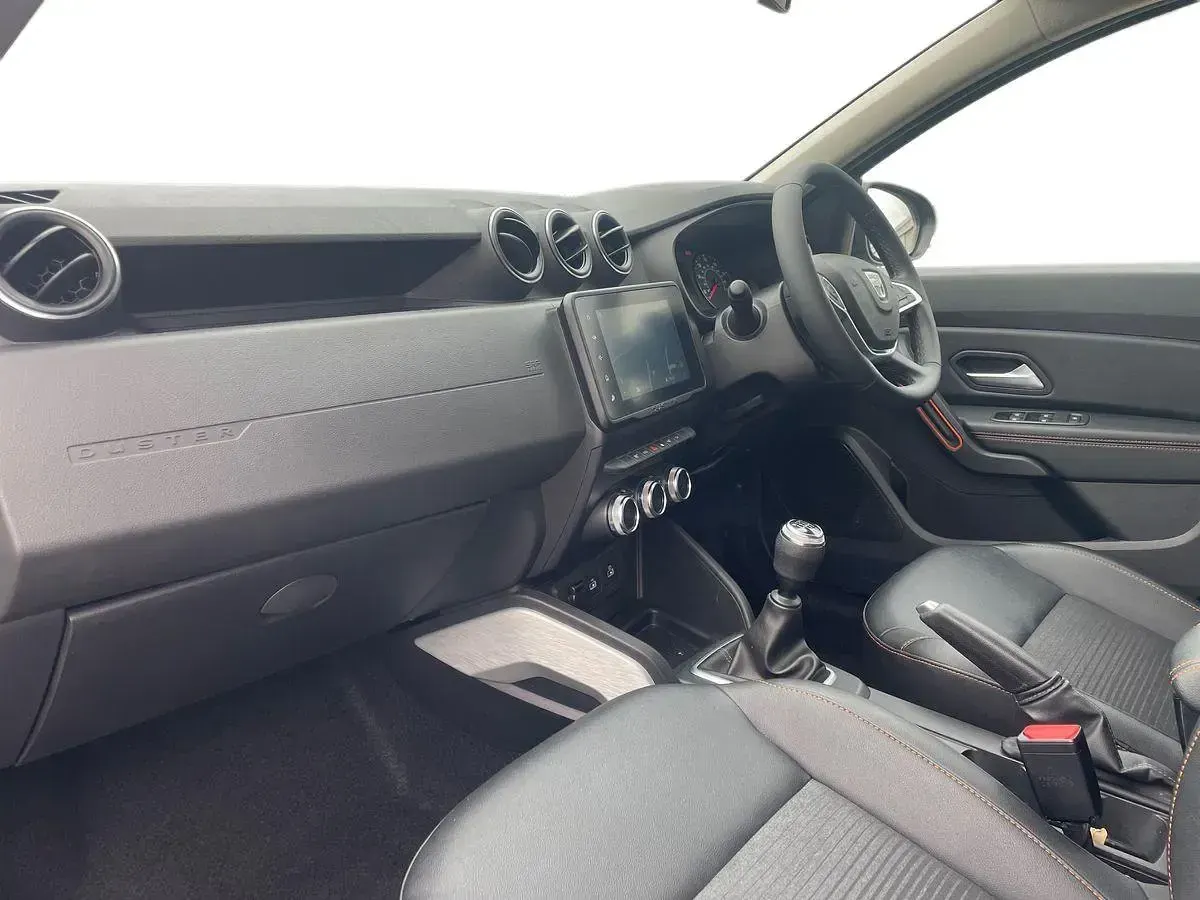 Used Dacia Duster Extreme 91 HP (66 kW) 2022 Grey SUV