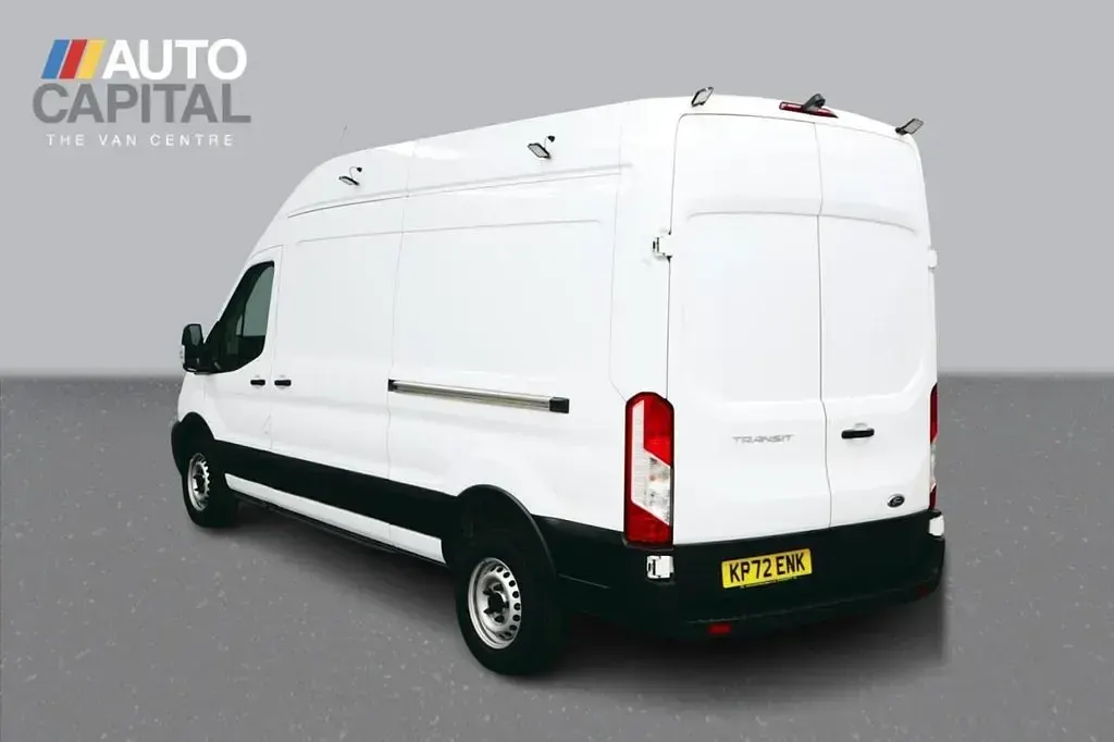 Used Ford Transit 130 HP (95 kW) 2022 White Van