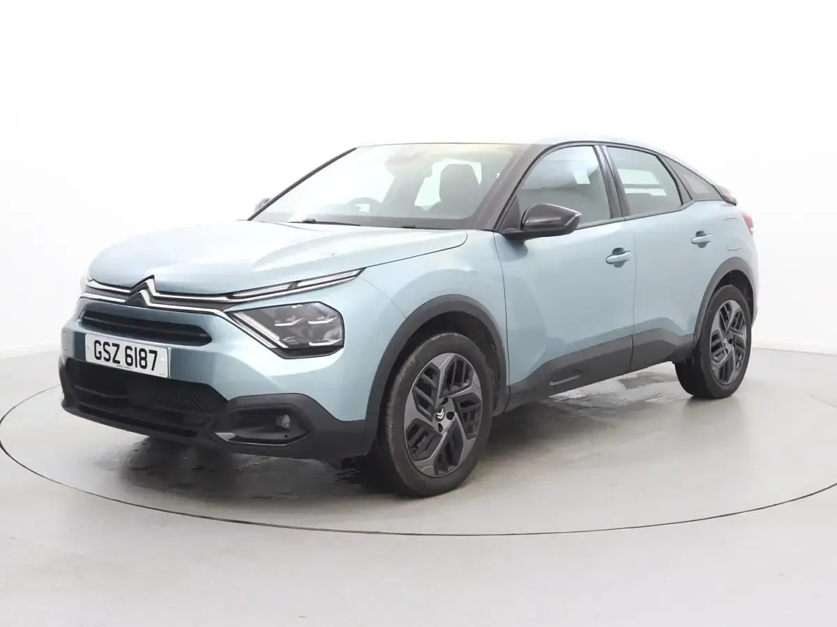 Używany Citroën C4 PureTech 130 KM (95 kW) 2022 Niebieski Hatchback