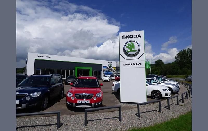 White Used 2023 Skoda Fabia Comfort Hatchback | £13,495 (Fair price) - Image 1/4