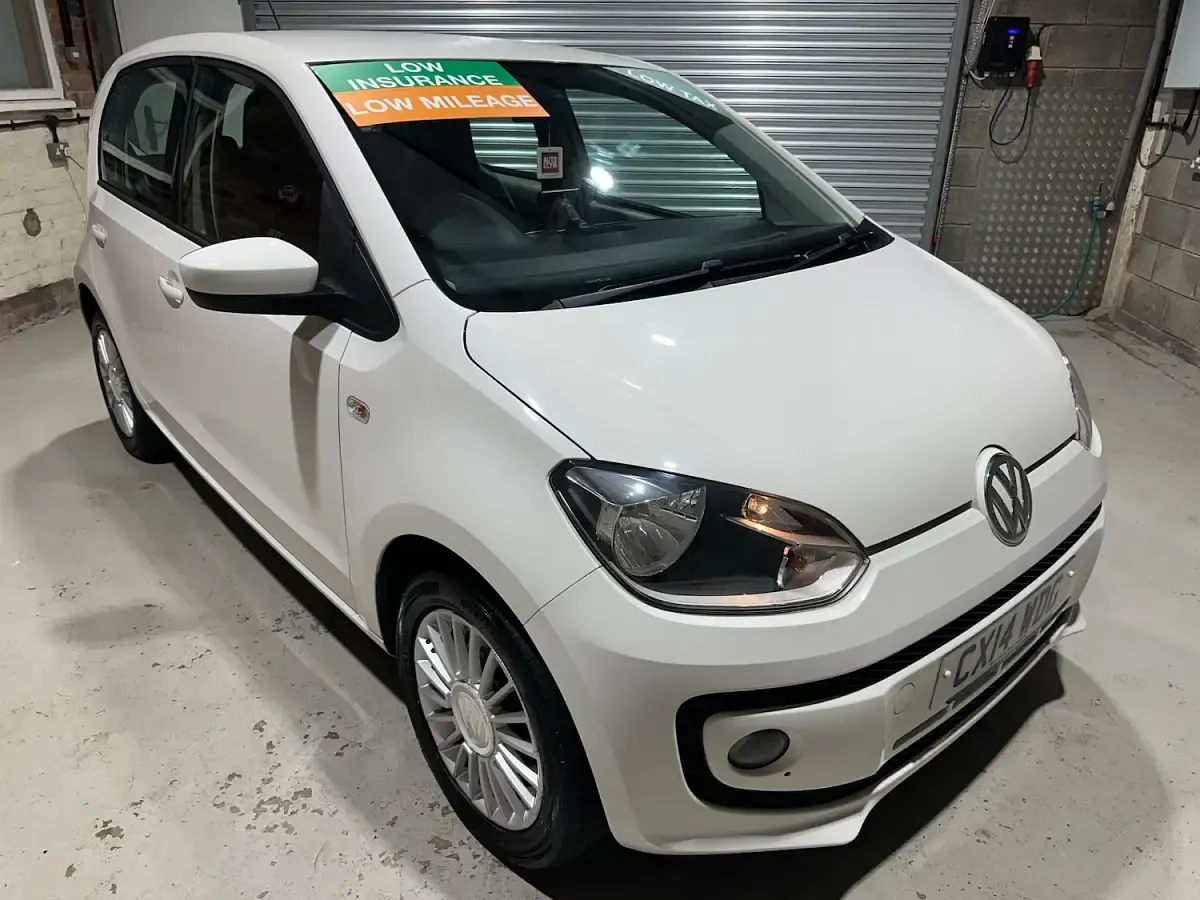 Used VW up! high up! 75 HP (55 kW) 2014 White Hatchback