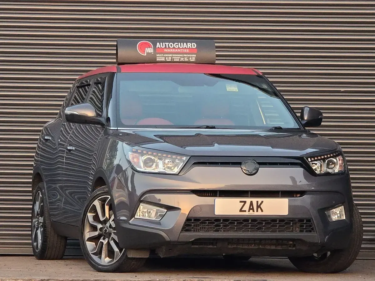 Used SsangYong Tivoli 115 HP (84 kW) 2016 Grey SUV