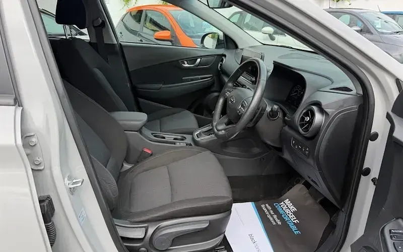 Used Hyundai Kona Premium 141 HP (103 kW) 2022 SUV