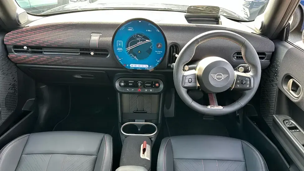Used Mini Cooper S Hatch 201 HP (147 kW) 2024 Black Hatchback