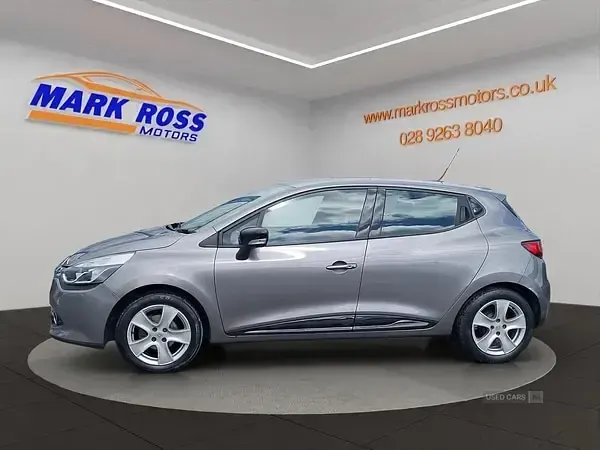Used Renault Clio Dynamique 75 HP (55 kW) 2016 Grey Hatchback