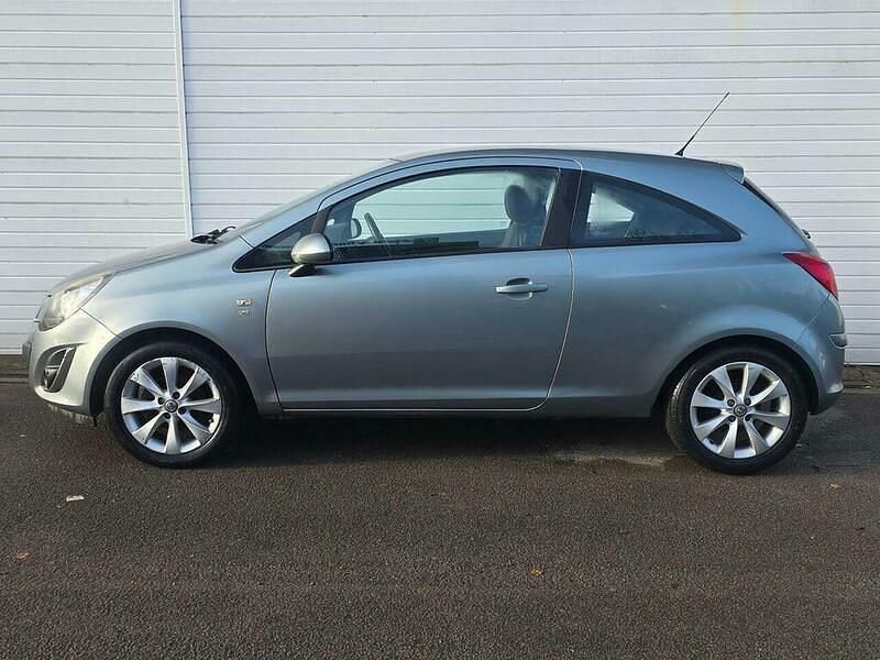 Used Vauxhall Corsa Excite 2014 Silver Hatchback