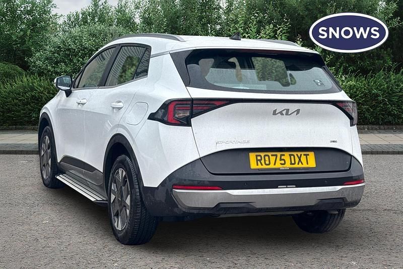 Used Kia Sportage 235 HP (172 kW) 2025 Fusion white SUV