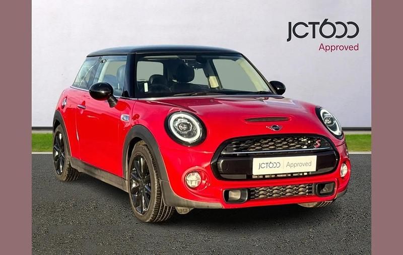 Red Used 2019 Mini Cooper S Hatch Hatchback | £12,614 (Good price) - Image 1/4