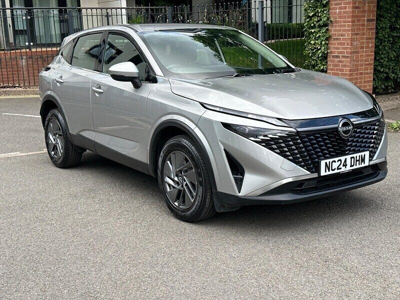 Silver Used 2024 Nissan Qashqai Acenta Premium SUV | £15,200 - Image 1/4