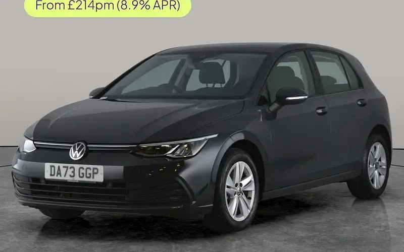 Used VW Golf VIII Life 131 HP (96 kW) 2023 Hatchback