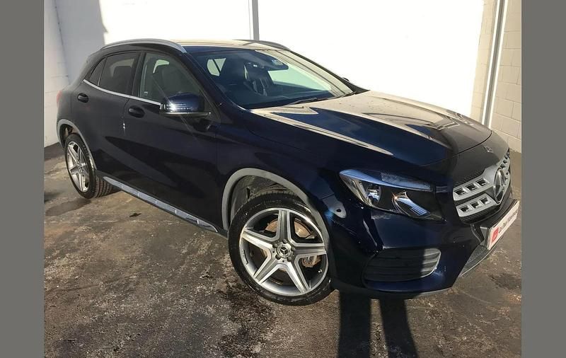 Blue Used 2018 Mercedes GLA220 AMG line SUV | £15,699 (Good price) - Image 1/4
