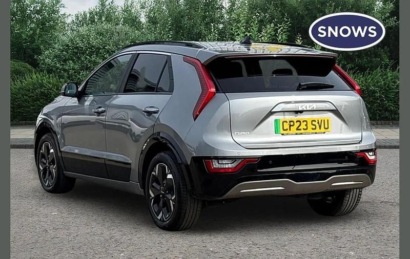 Used Kia e-Niro 147 kW (201 HP) 2023 Steel grey SUV