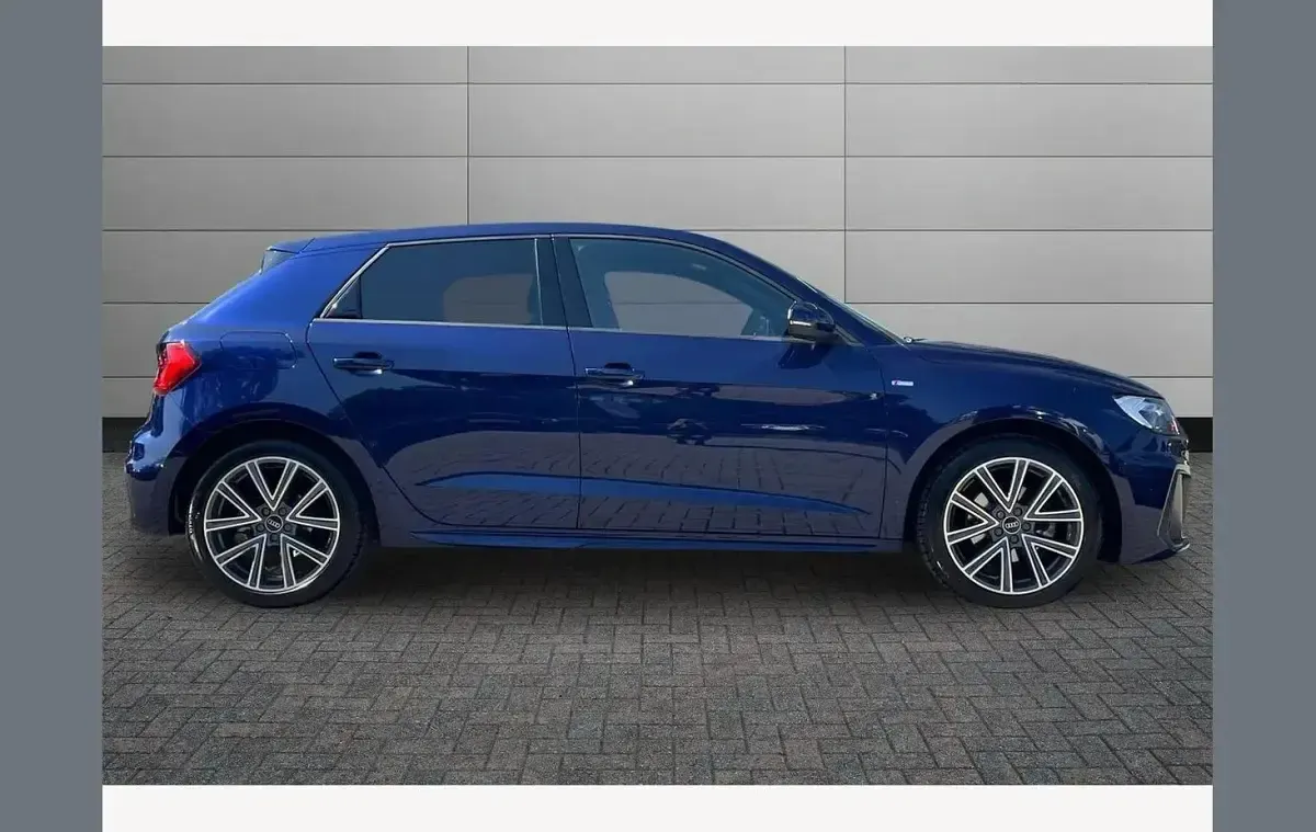 Used Audi A1 S-Line 113 HP (83 kW) 2026 Blue SUV