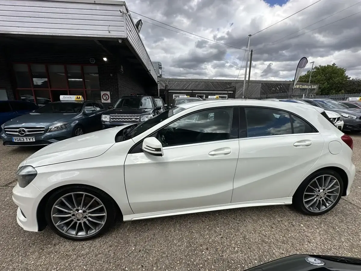 Used Mercedes A200 AMG 134 HP (98 kW) 2015 White Hatchback