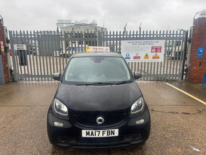 Used Smart ForFour Premium 71 HP (52 kW) 2017 Black Hatchback