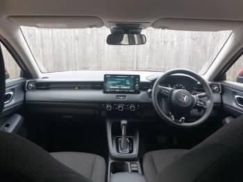 Used Honda HR-V Elegance 131 HP (96 kW) 2021 Red SUV