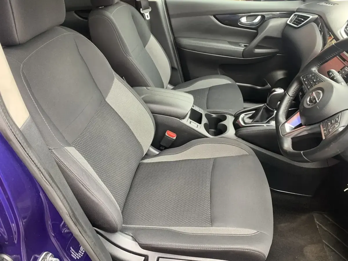Used Nissan Qashqai Acenta Premium 115 HP (84 kW) 2019 Blue SUV