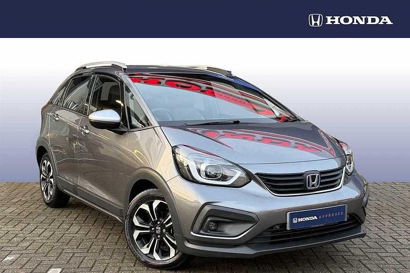 Used Honda Jazz Hybrid 109 HP (80 kW) 2021 Shining grey Hatchback