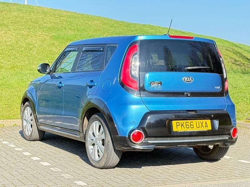 Used Kia Soul Urban 134 HP (98 kW) 2016 Blue SUV