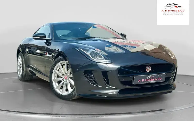 Usado Jaguar F-Type Supercharged 340 CV (250 kW) 2015 Coupe