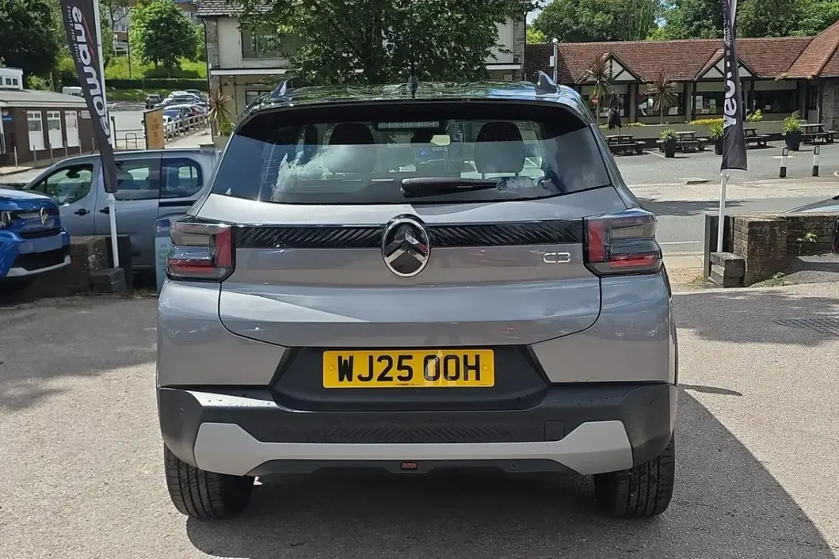 Used Citroën C3 101 HP (74 kW) 2025 Grey SUV