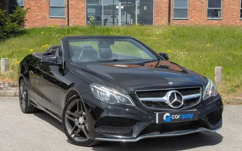 Usado Mercedes E220 AMG line 177 CV (130 kW) 2015 Descapotable