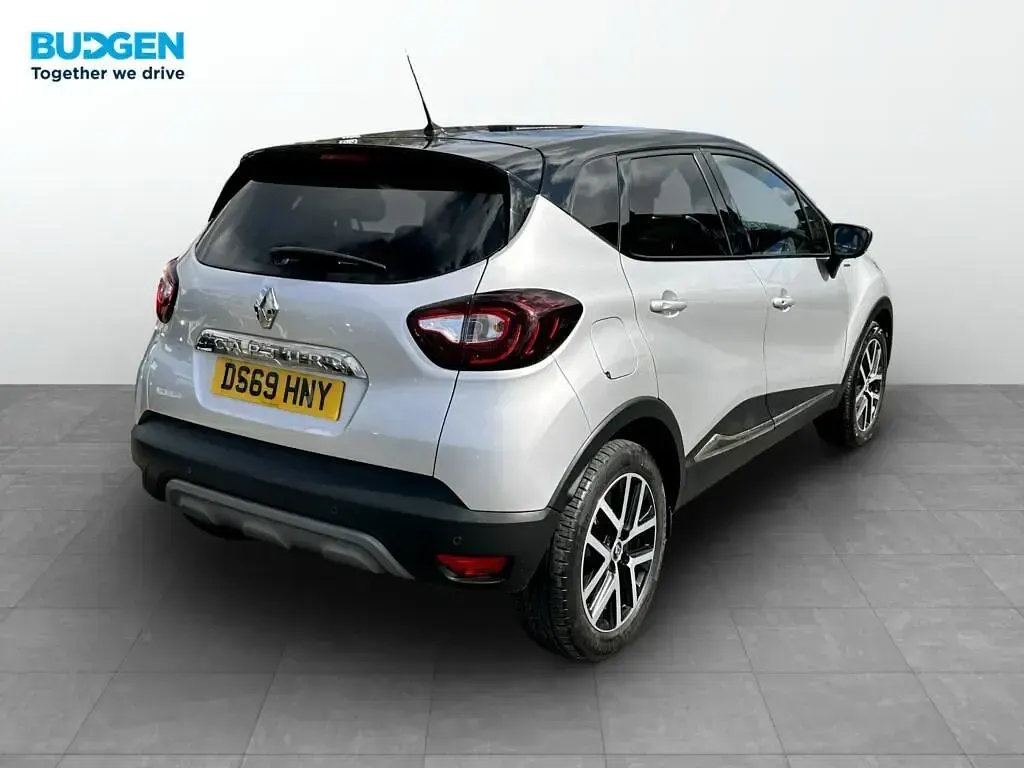 Begagnad Renault Captur Version S 2020 Svart SUV