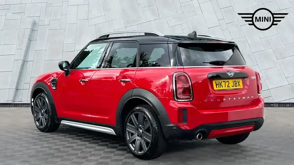 Usado Mini Cooper Countryman Exclusive 134 HP (98 kW) 2022 Vermelho SUV