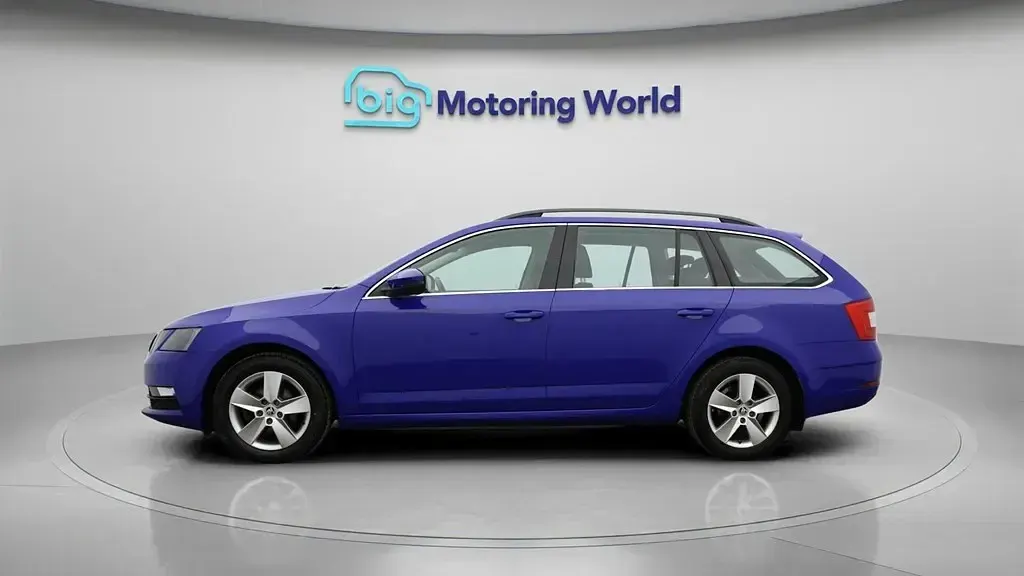 Begagnad Skoda Octavia SE Technology 115 HK (84 kW) 2020 Blå Kombi