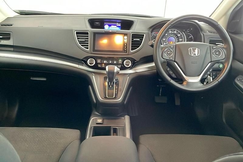 Used Honda CR-V SE Plus 155 HP (114 kW) 2018 Lunar silver SUV