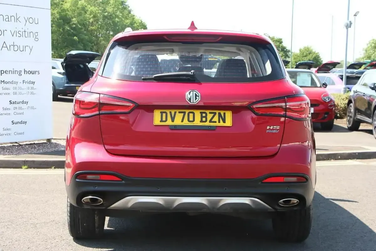 Used MG HS Exclusive 258 HP (189 kW) 2020 Red SUV