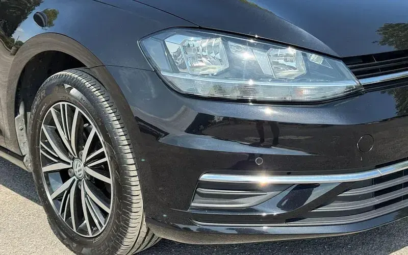 Used VW Golf VII SE 110 HP (80 kW) 2017 Black Hatchback